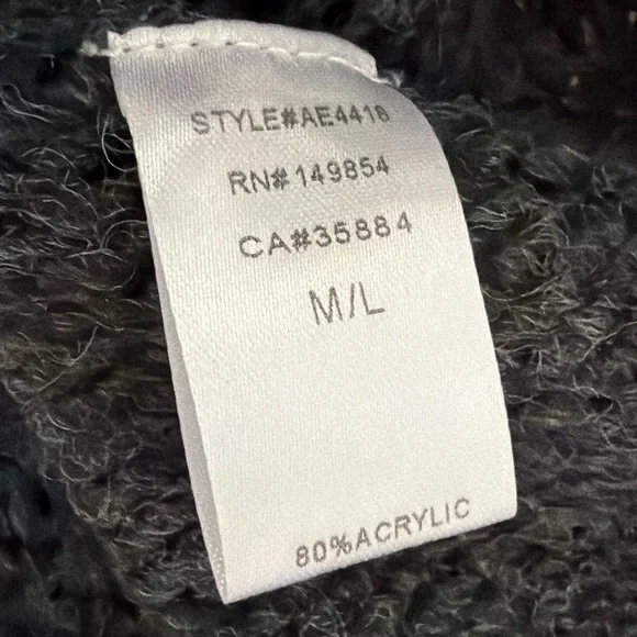 Sadie & Sage Poncho, Grey, Fringe Size M/L - Picture 3 of 7